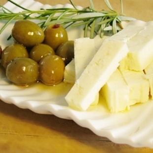 olives&cheese